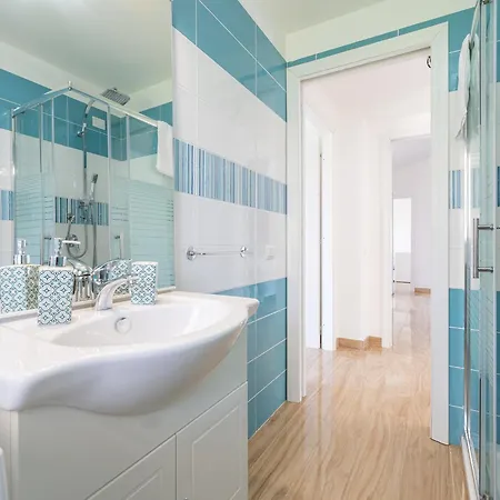 Lunu فيلة كوارتو سانتيلينا