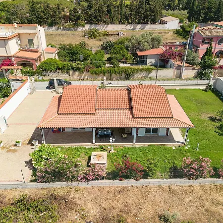 Lunu Villa