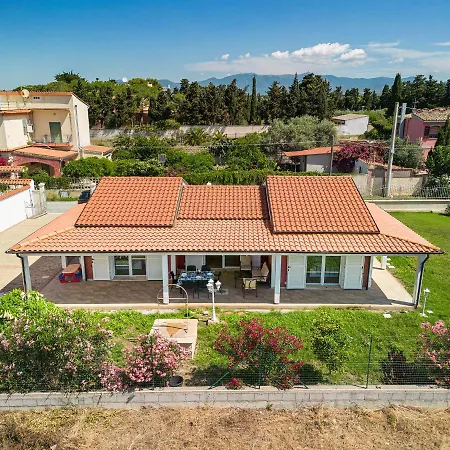 Lunu Villa *